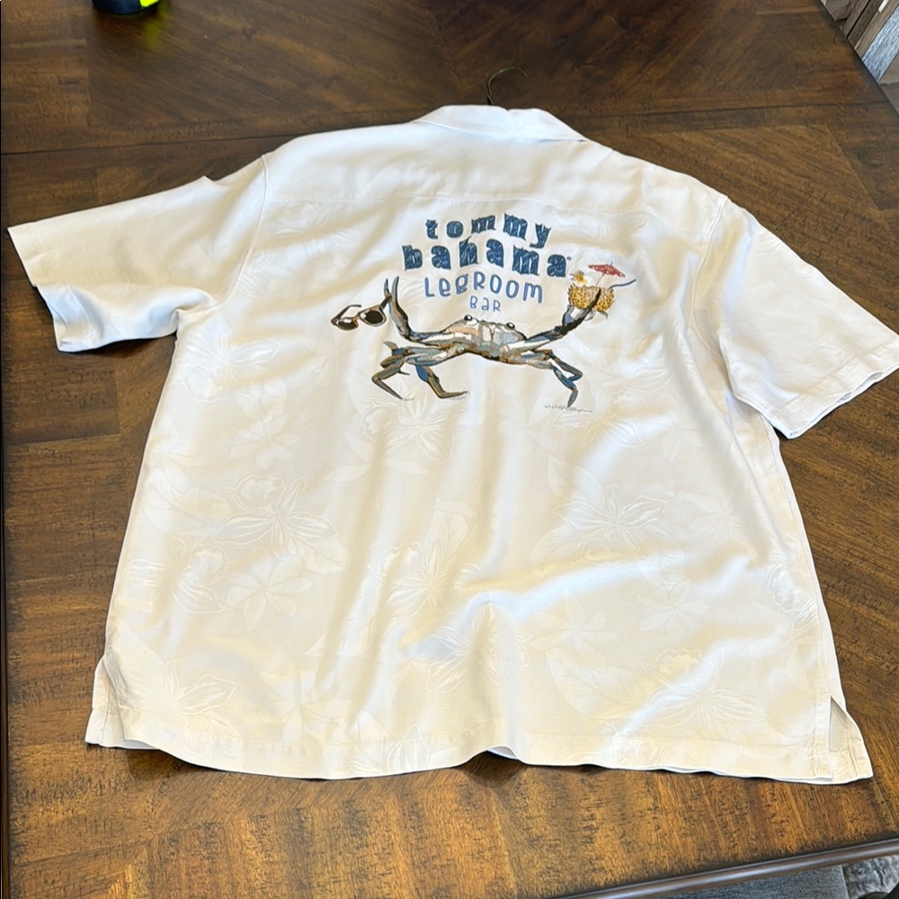 Tommy Bahama Cream Short Sleeve Shirt with Graphic